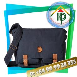 Front messenger bag with pockets min