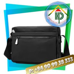 Front messenger bag zipper min